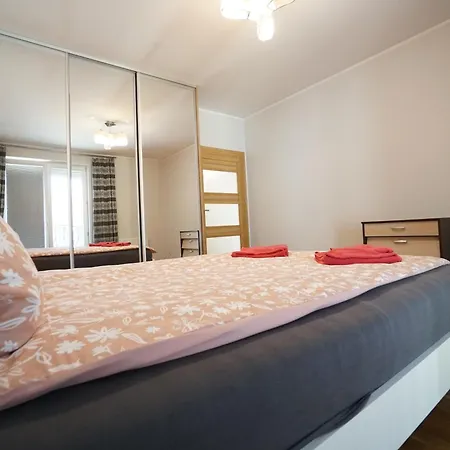 Dubois 7-2 Pk 50 M2 Apartament Blisko Rynku