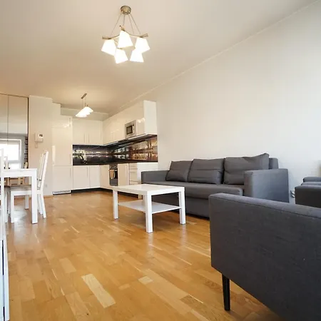 Dubois 7-2 Pk 50 M2 Apartament Blisko Rynku *